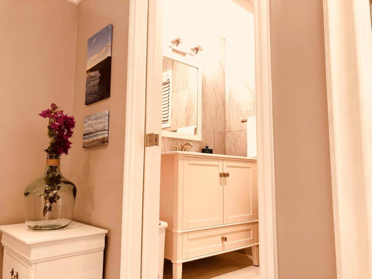 Elegant Marble Suite #6 ناسو المظهر الخارجي الصورة